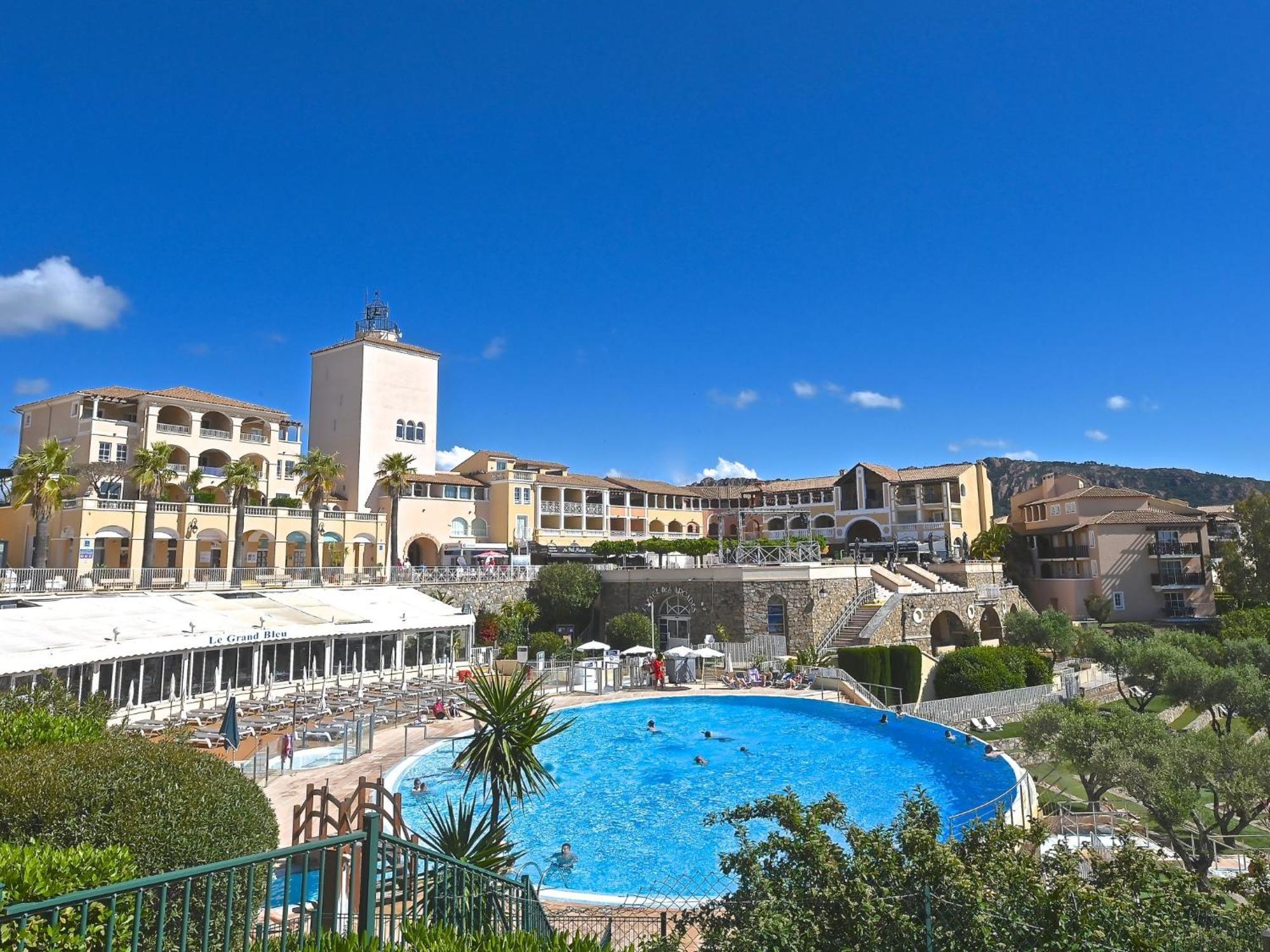 Saint-Raphaël Apartment Village Cap Esterel - Le Village-53 By Interhome מראה חיצוני תמונה