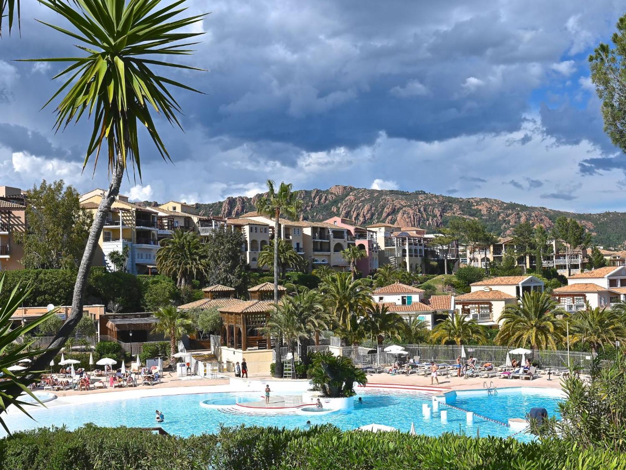 Saint-Raphaël Apartment Village Cap Esterel - Le Village-53 By Interhome מראה חיצוני תמונה